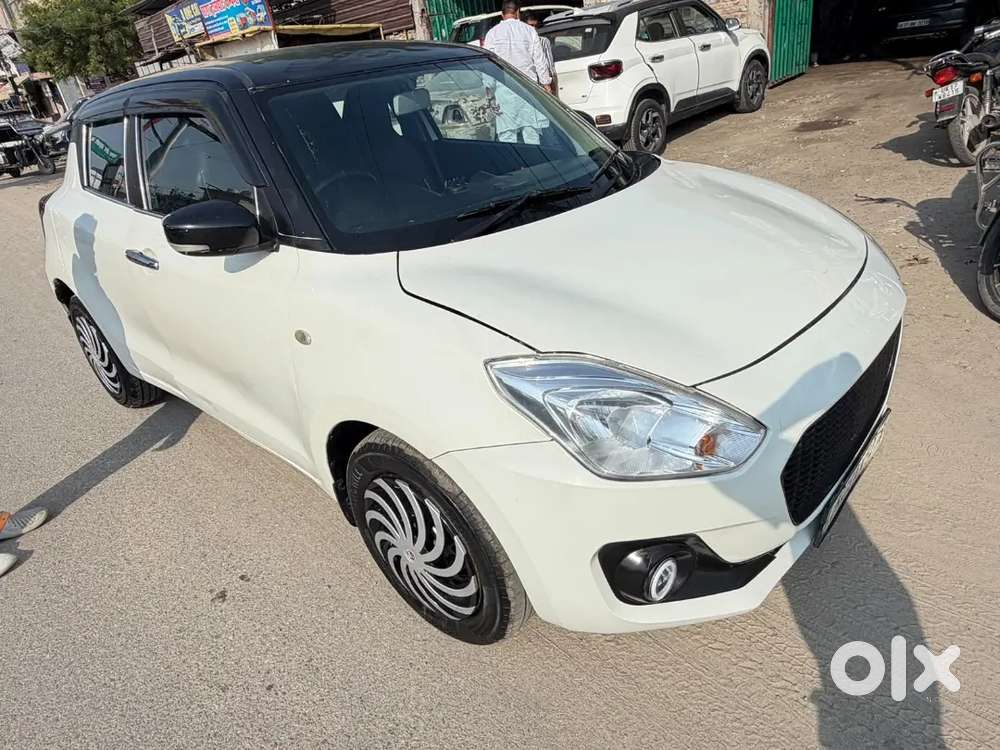 Base Model But Kaafi Kuch Kra Rkha Led Power Window Grill Other