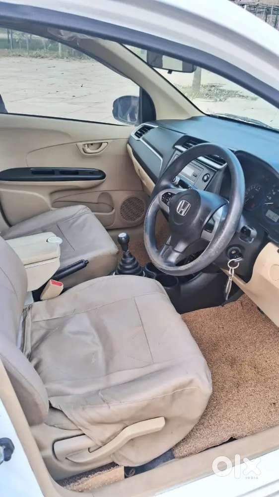 Honda Amaze 2017 Petrol Well Maintained