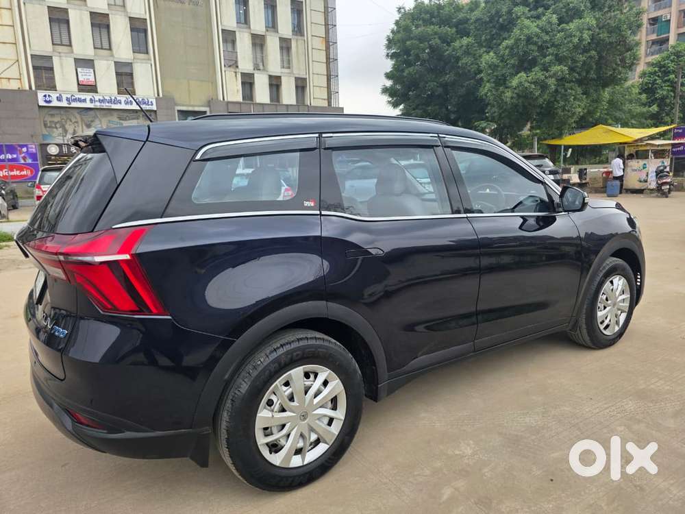 Mahindra Xuv700, 2023, Petrol