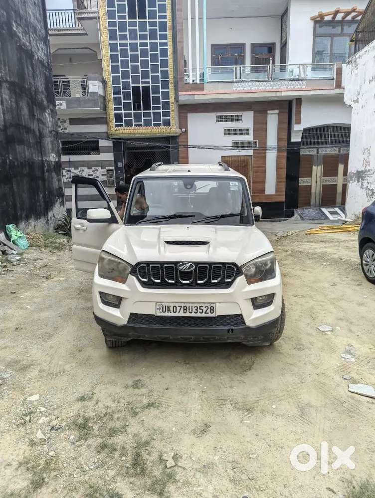 Mahindra Scorpio 2016