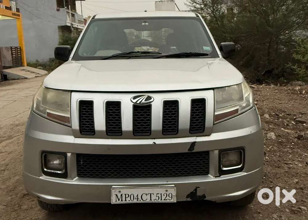 Mahindra Tuv 300 2017