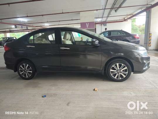 Honda City V Mt, 2022, Petrol