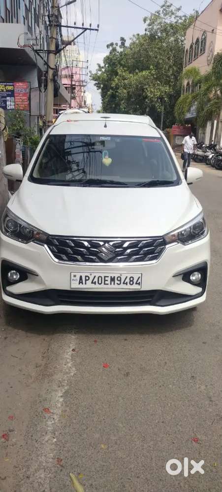 Maruti Suzuki Ertiga 2024 Petrol Manual