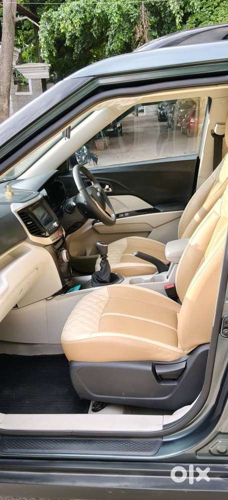 Mahindra Xuv300 W8, 2022, Petrol