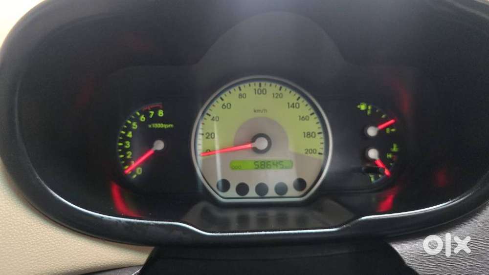 Hyundai I10 Asta 1.2 At With Sunroof, 2010, Petrol
