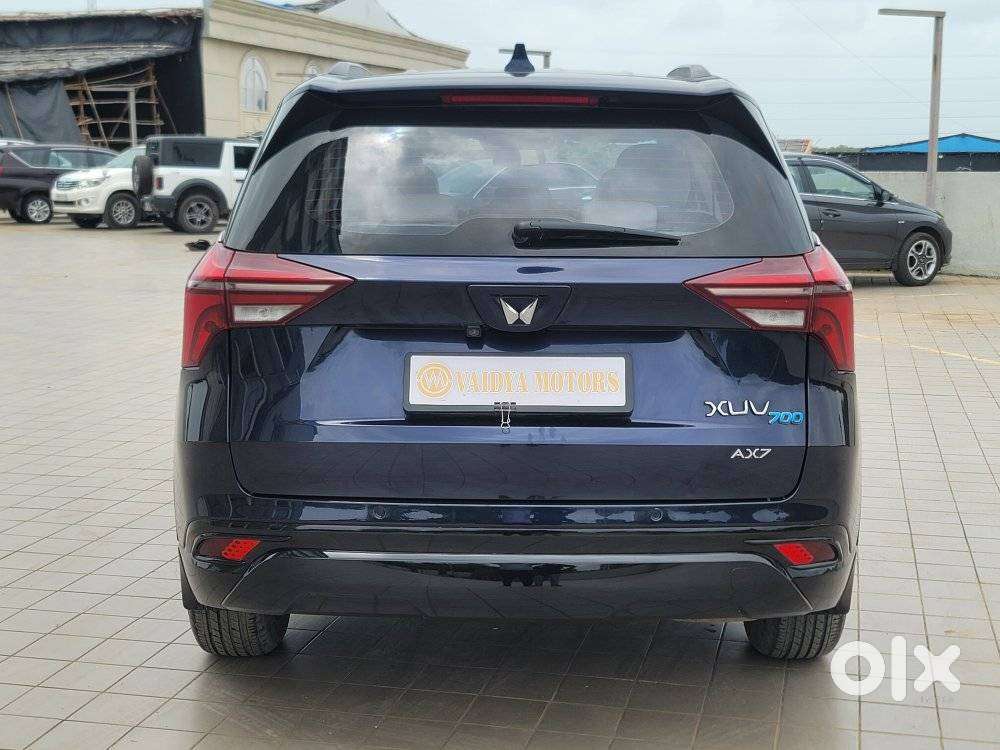 Mahindra Xuv700 2.0 Ax 7 Petrol At Str, 2023, Petrol