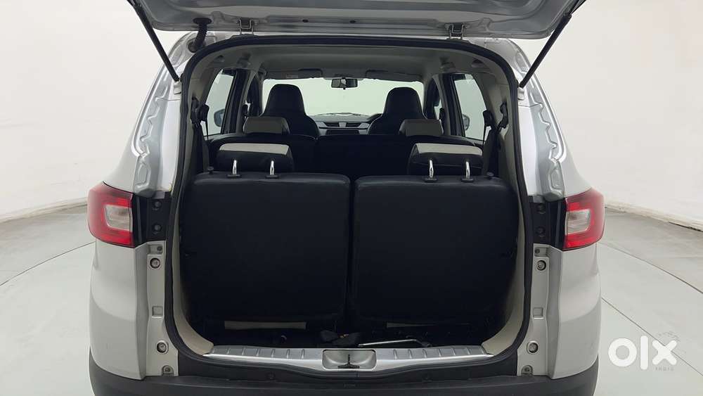 Renault Triber Rxt, 2022, Petrol