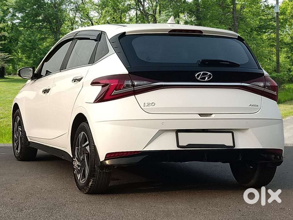 Hyundai I20 Asta (o) 1.2 Ivt, 2023, Petrol