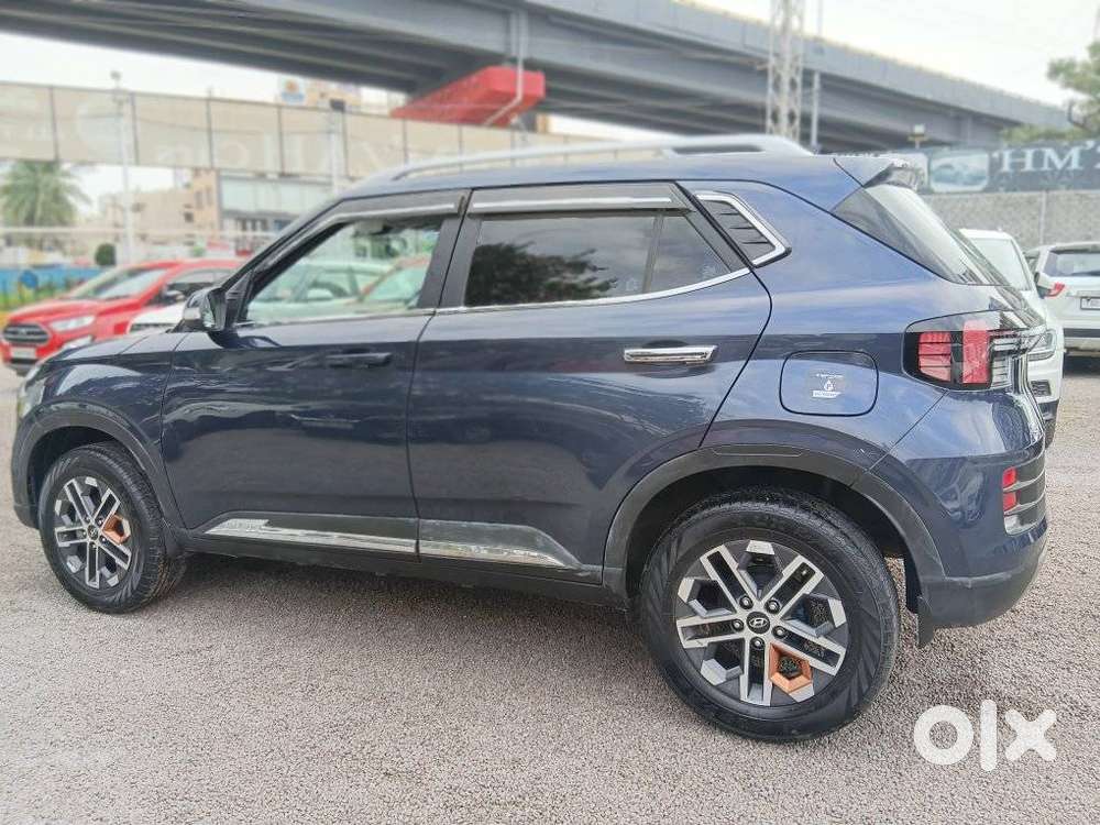 Hyundai Venue Sx Mt, 2022, Petrol