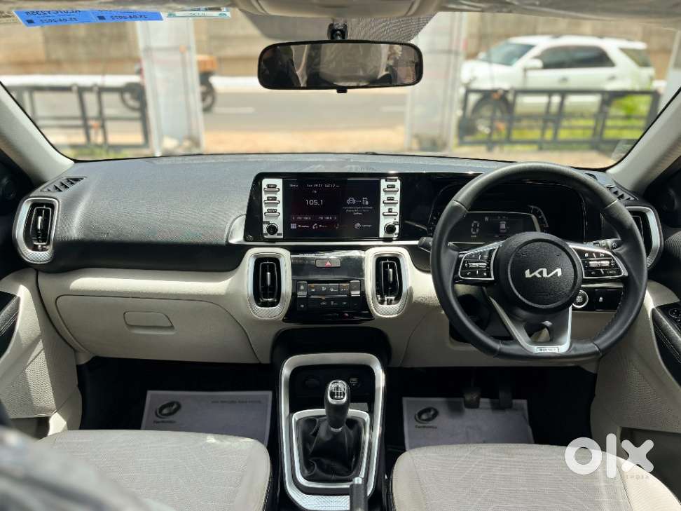 Kia Sonet, 2022, Petrol