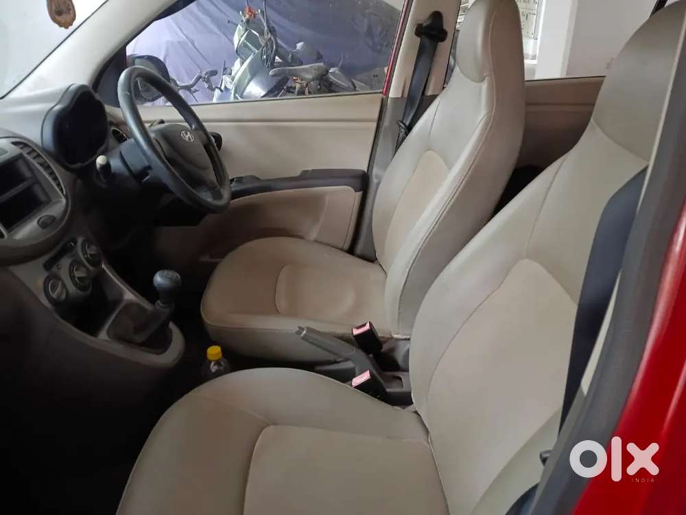 Hyundai I10 2011 Petrol 22500 Km 1st Owner