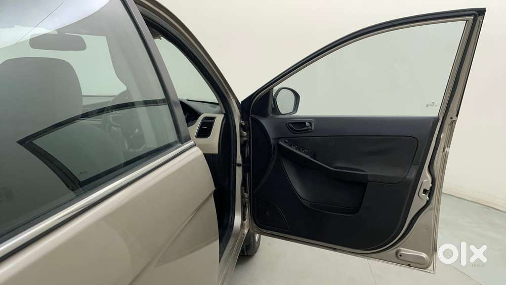 Tata Zest Revotron 1.2t Xm, 2015, Petrol