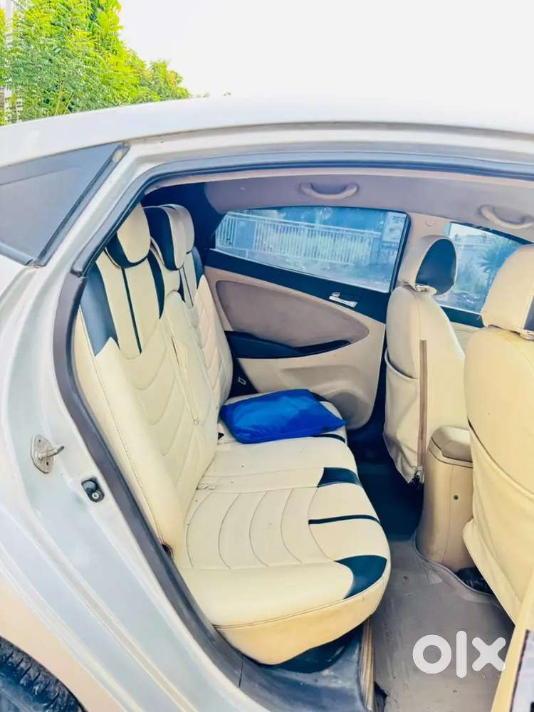 Hyundai Verna Sx Crdi 2011 Model