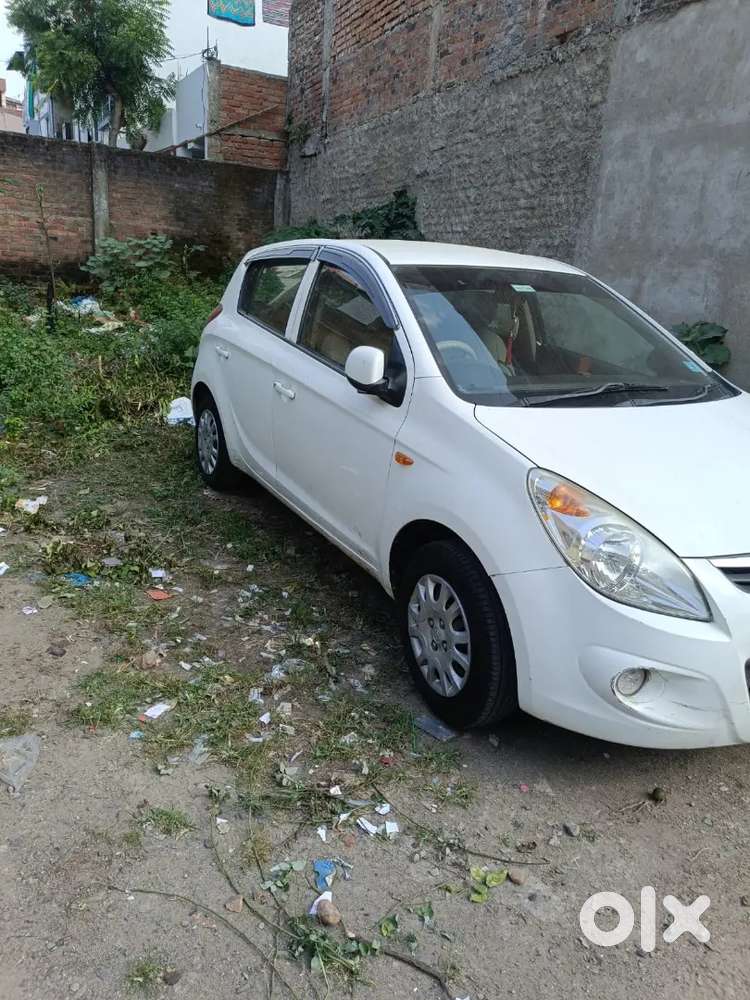 Hyundai I20 2011 Petrol Well Maintained