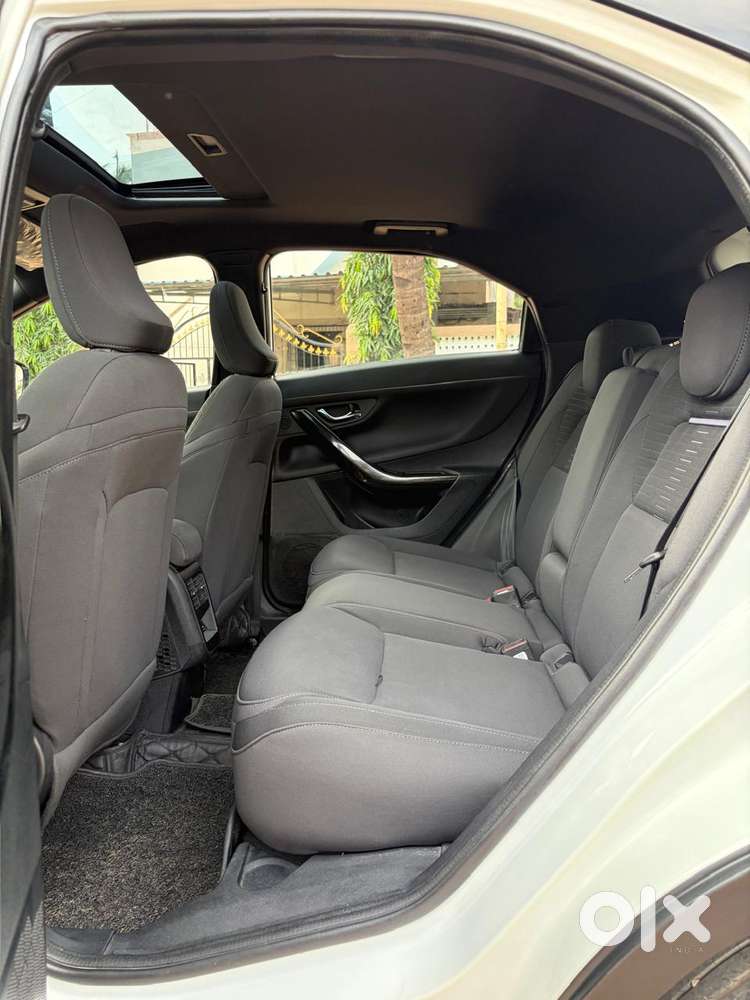 Tata Nexon Fearless Pr Plus S 1.5 Revotorq Diesel 6 Amt Dt, 2024, Di..