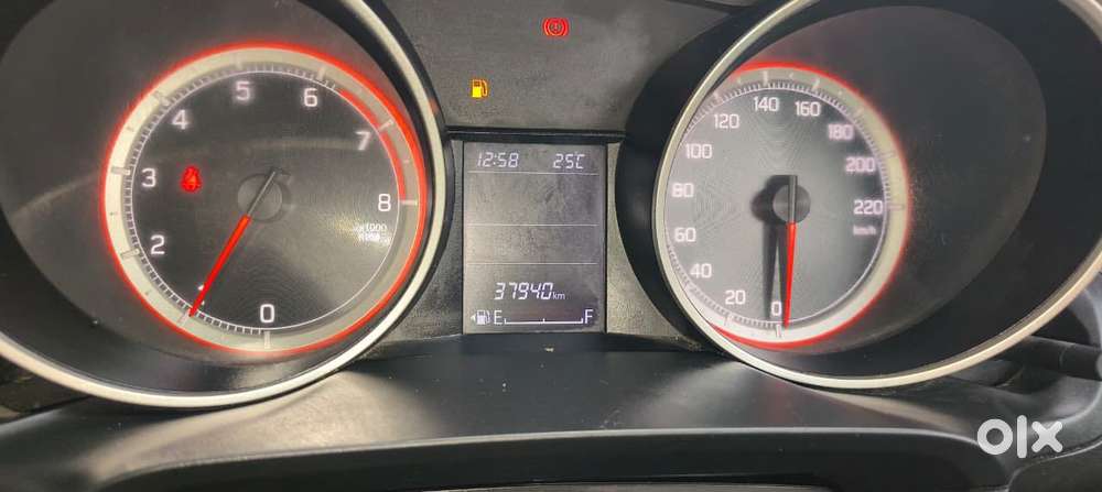 Maruti Suzuki Swift Vvt Zxi, 2024, Petrol