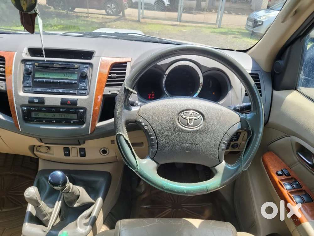 Toyota Fortuner, 2011, Diesel
