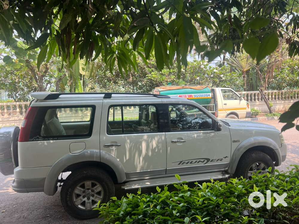 Ford Endeavour 4x4 Off-roader