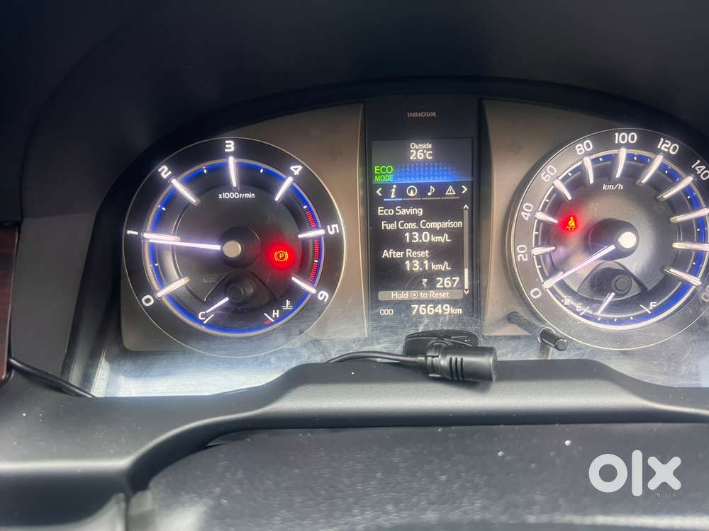 Toyota Innova Crysta 2.4 V, 2017, Diesel