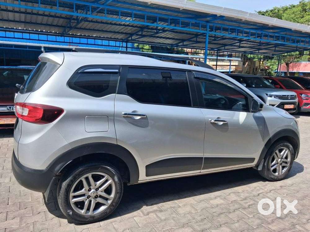 Renault Triber Rxt, 2025, Petrol