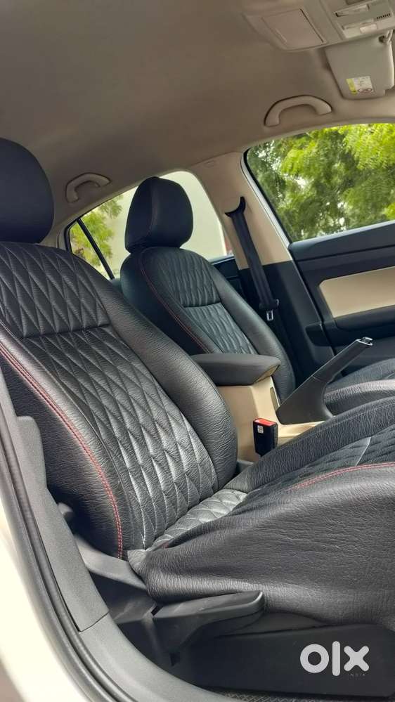 Skoda Slavia 1.0 Ambition Tsi, 2022, Petrol