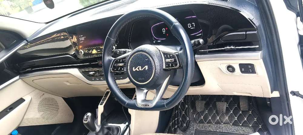 Kia Carens 2023 Diesel Manual Luxury