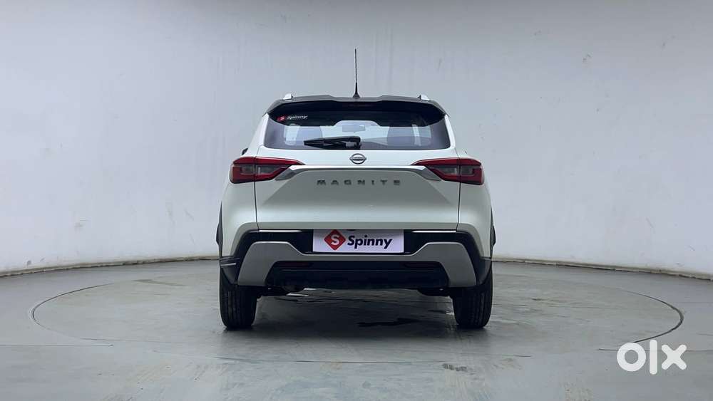 Nissan Magnite 1.0 Xv Dual Tone, 2021, Petrol