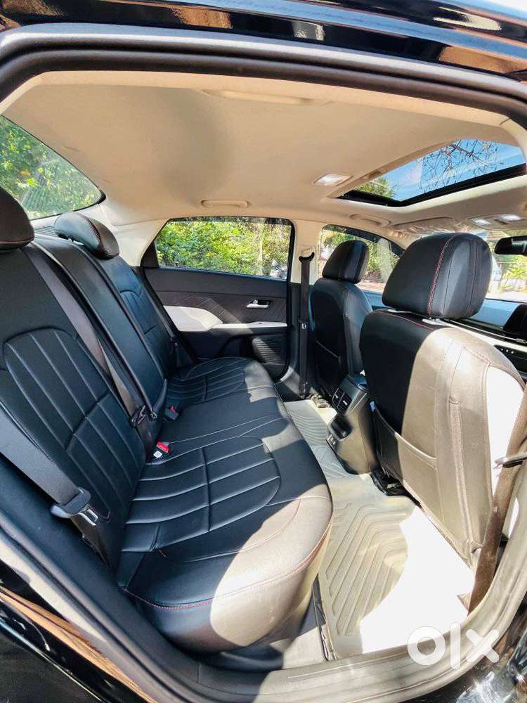 Hyundai New Elantra, 2023, Petrol