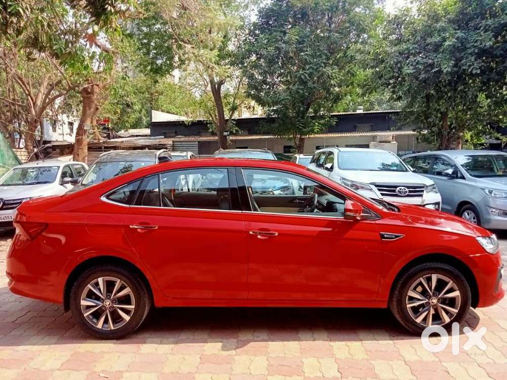 Skoda Slavia 1.0 Tsi Style At, 2024, Petrol