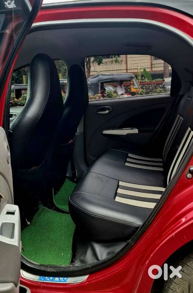 Toyota Etios Liva V, 2011, Petrol