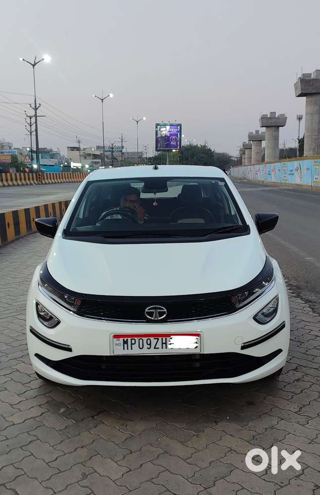 Tata Altroz 1.2 Xt, 2022, Petrol