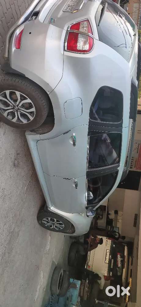 4 Yokomaha Tayer New Battry,  Shakup Suspension