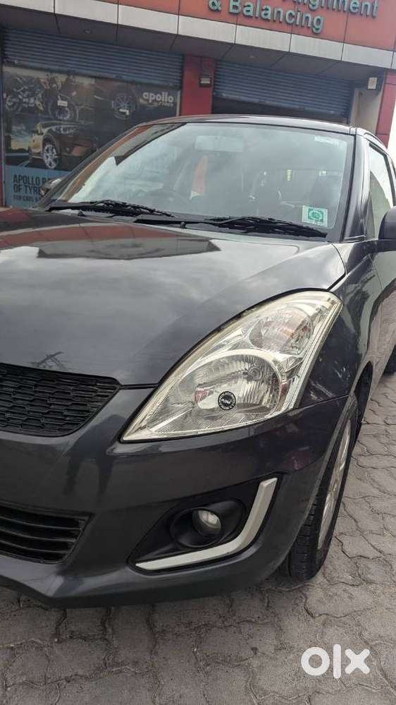 Maruti Suzuki Swift Vvt Zxi, 2016, Petrol