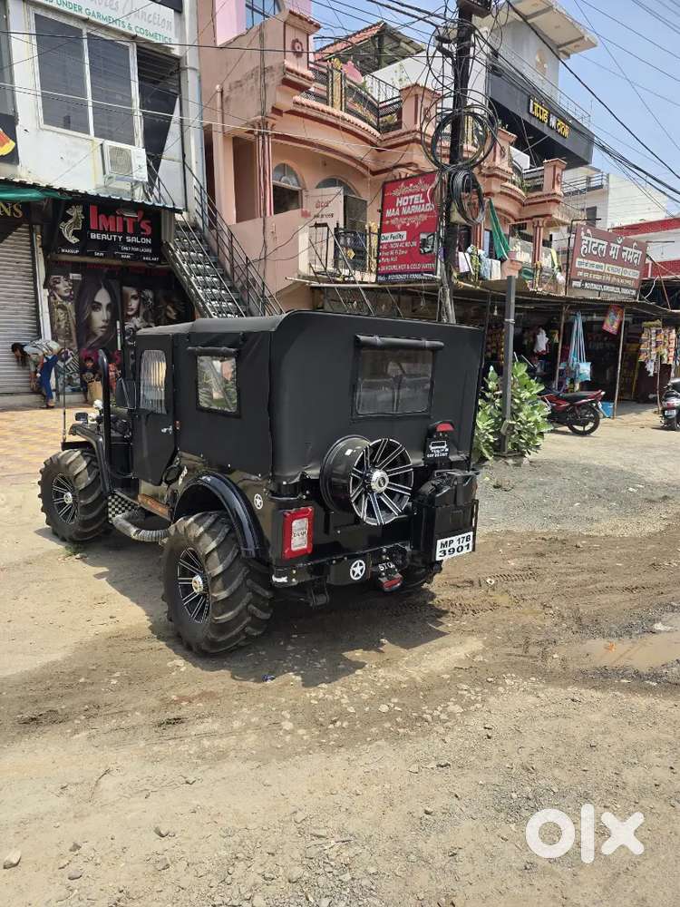 Modified Mahindra Thar With Ac And Convertible Option