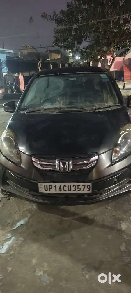 Honda Amaze 2016 Petrol Well Maintained