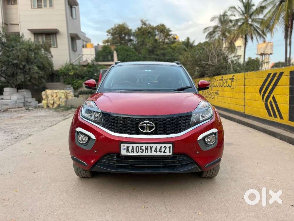 Tata Nexon 1.2 Revotron Xza Plus Dualtone, 2018, Petrol