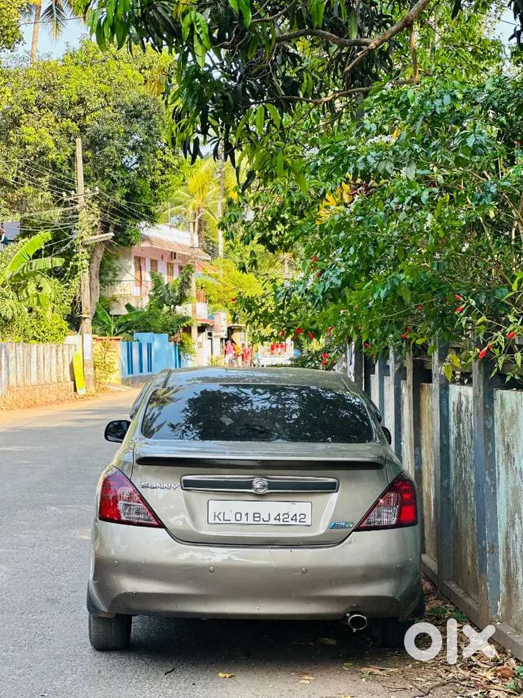 Nissan Sunny Xl 2012