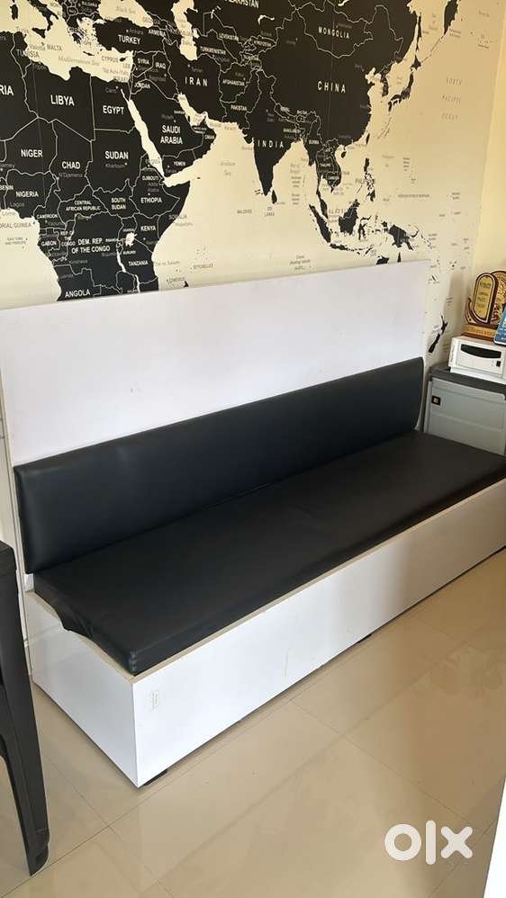 3-Seater Office / Reception Sofa for Sale &ndash; ₹8,500