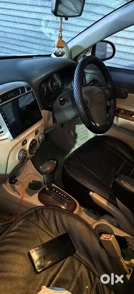 Hyundai Verna 2010 Model Automatic