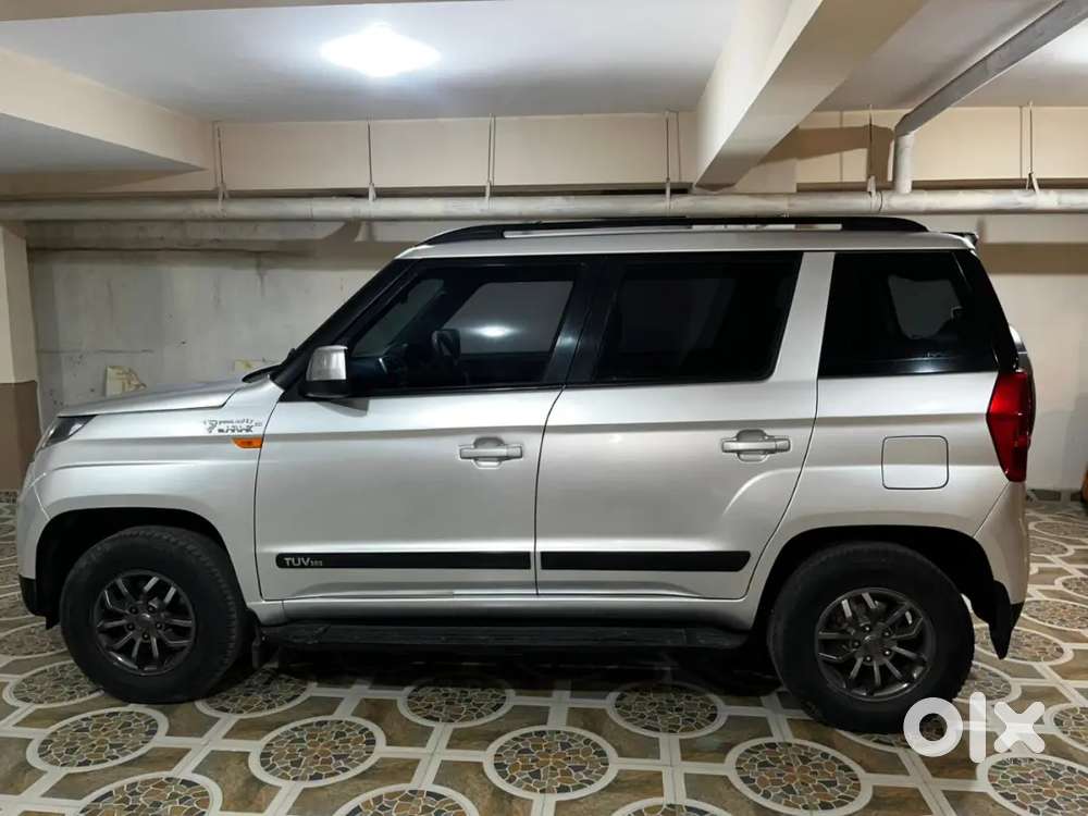 Mahindra Tuv 300 T10 2018 Model