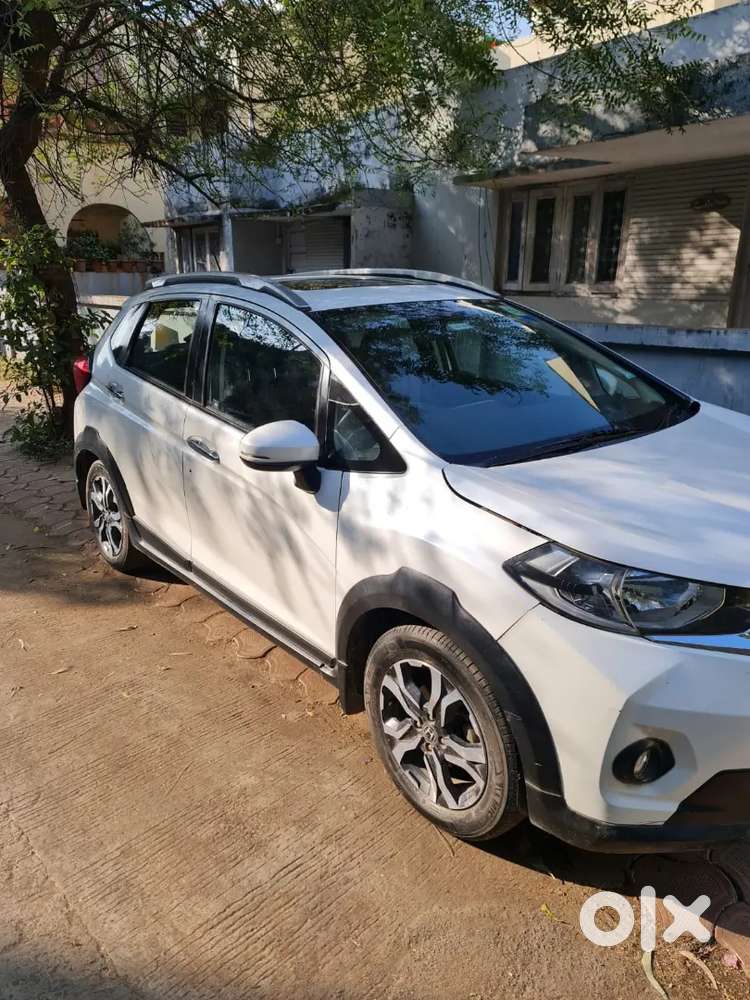 17/19 Honda Wr-v 1.2 Vx Petrol Top Model With Sunroof