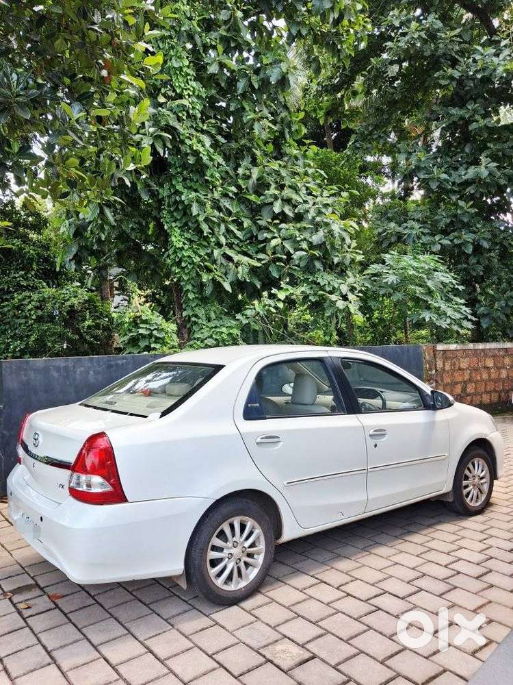 Toyota Etios 1.5 Vx, 2017, Petrol
