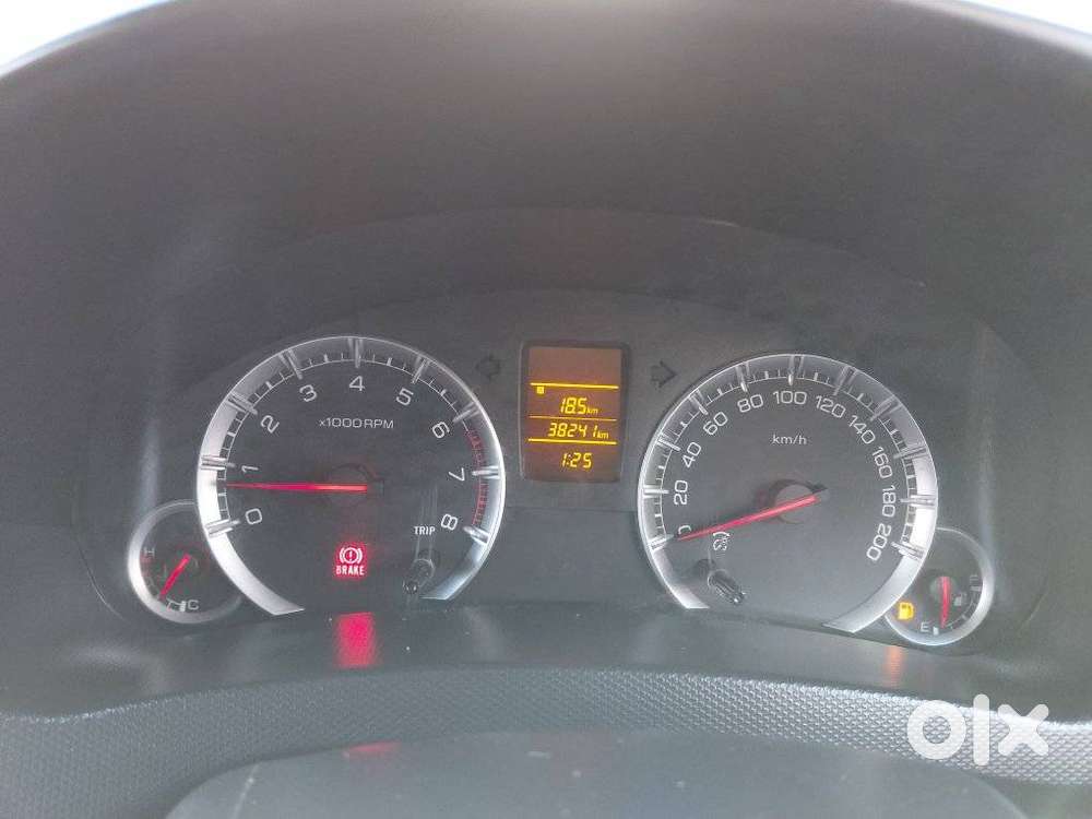 Maruti Suzuki Swift Vxi, 2016, Petrol