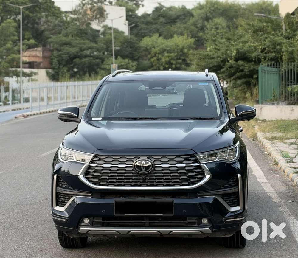 Toyota Innova Hycross 2.0 Zx (o) Hybrid 7 Str, 2024, Petrol