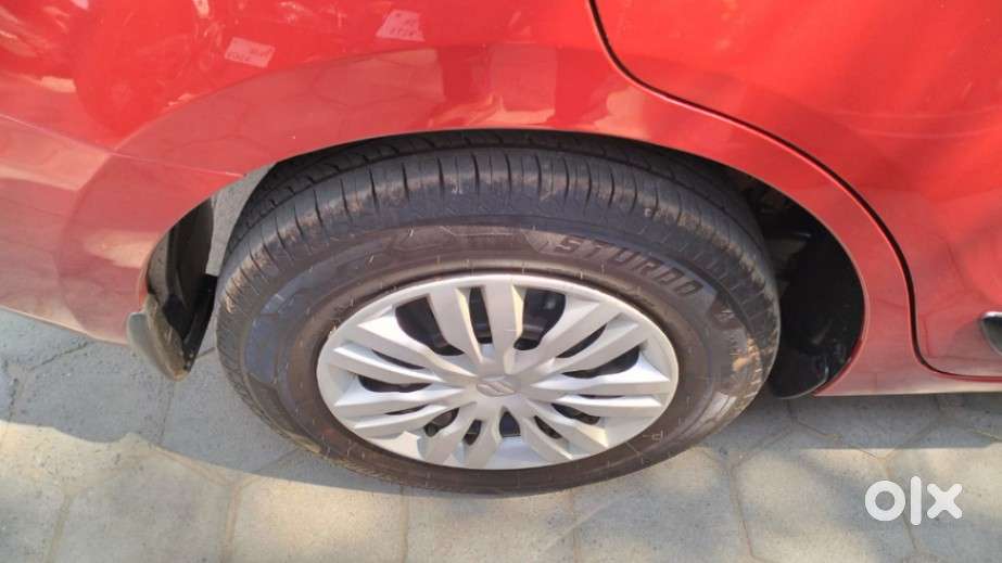 Maruti Suzuki Dzire Vxi Ags, 2021, Petrol