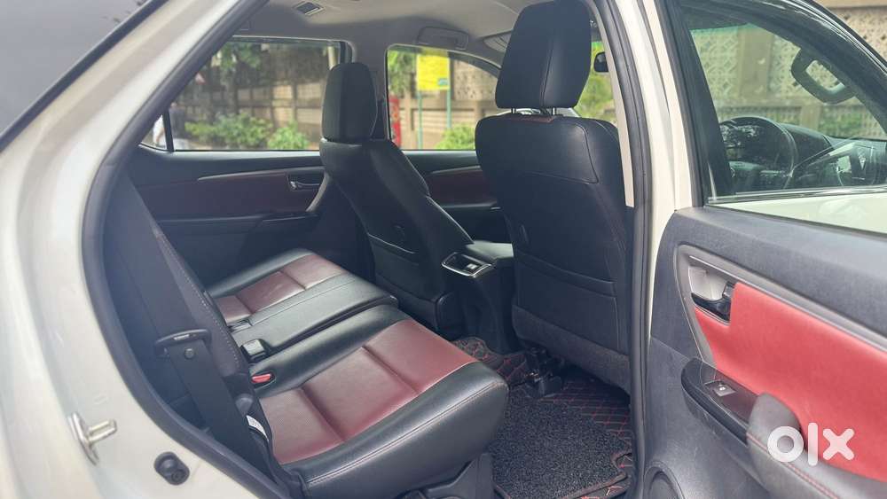 Toyota Fortuner Legender 4x2 At 2.8, 2024, Diesel
