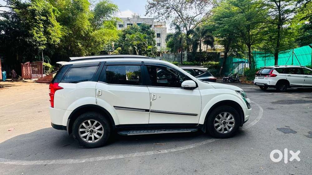 Xuv 500 Automatic Sunroof W10