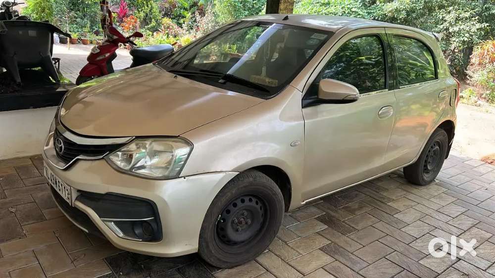 Toyota Etios Liva Gd
Model- 2012
Diesel 
Kilometres-1.25
Re Register