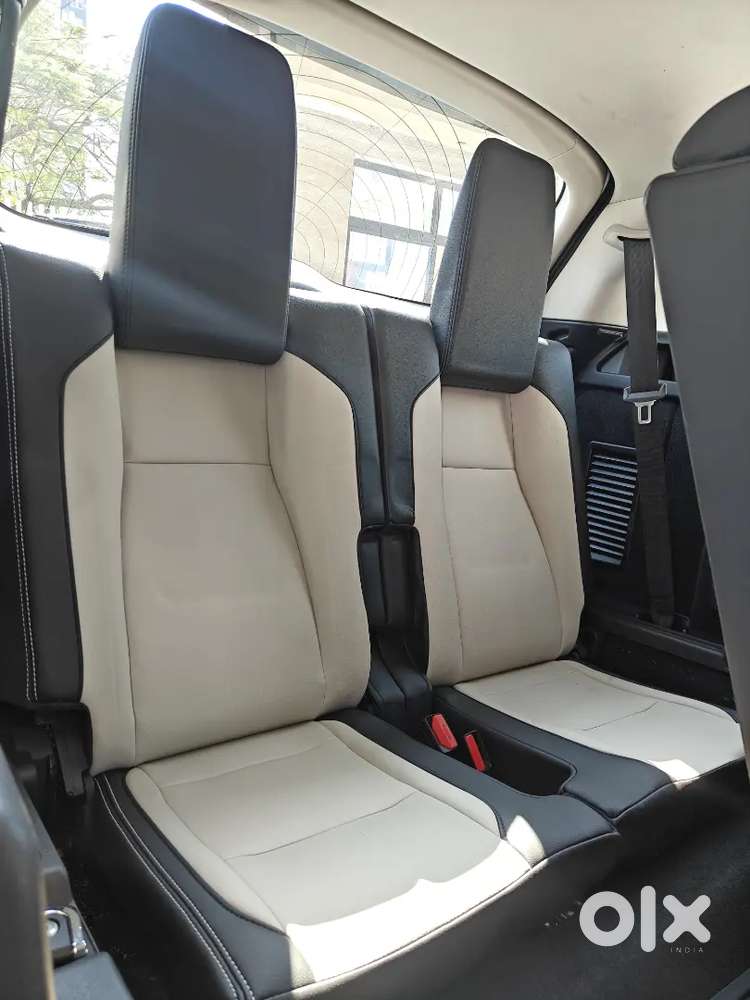Land Rover Discovery Sport 2021