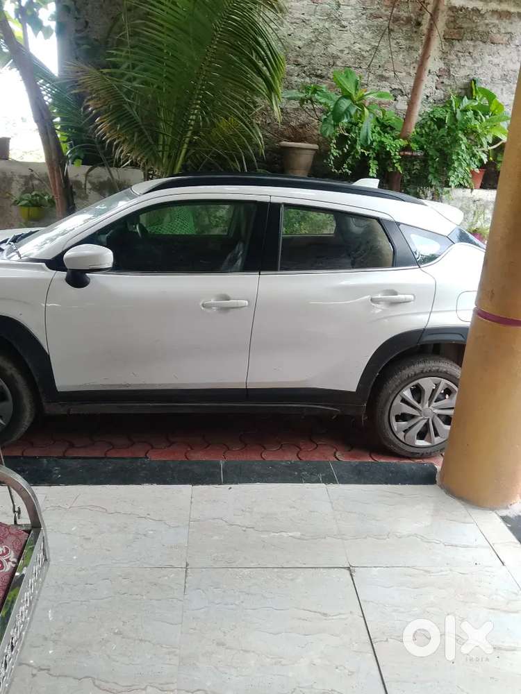 Maruti Suzuki Fronx Delta 2025